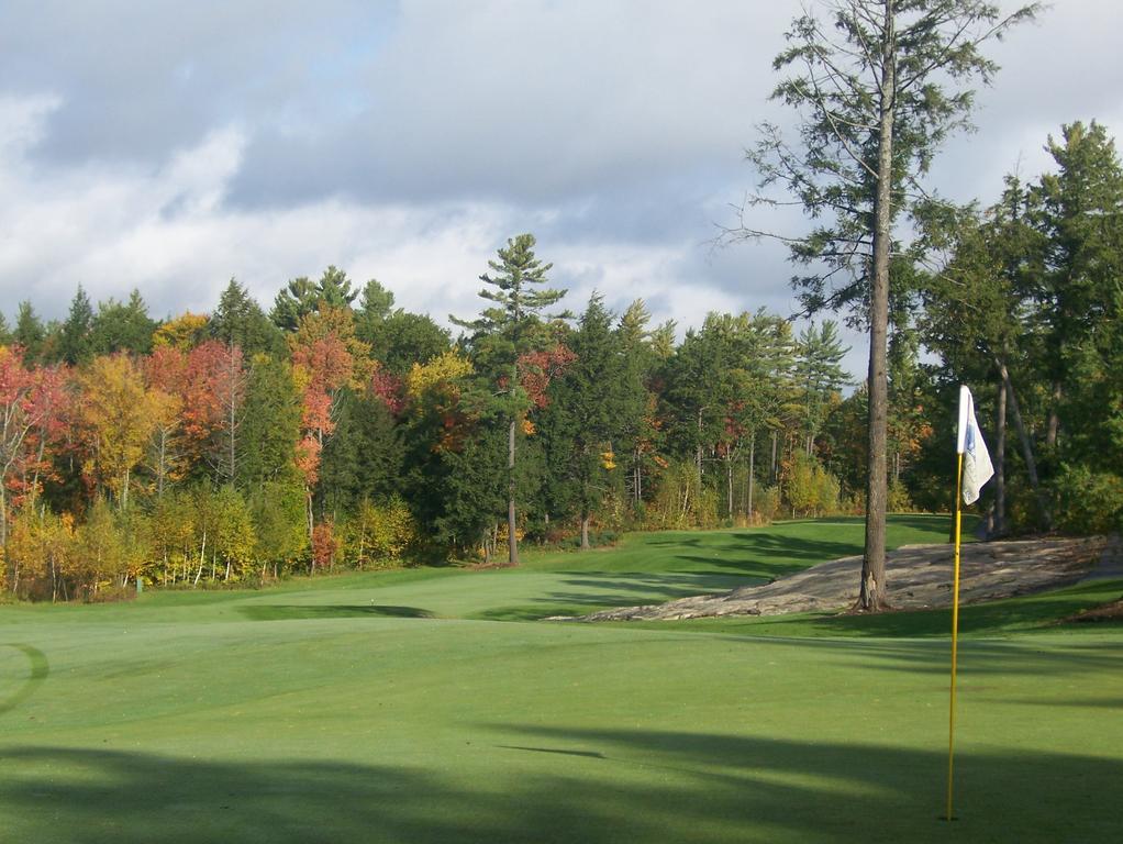 Rocky Crest Golf Resort Mactier Exterior foto